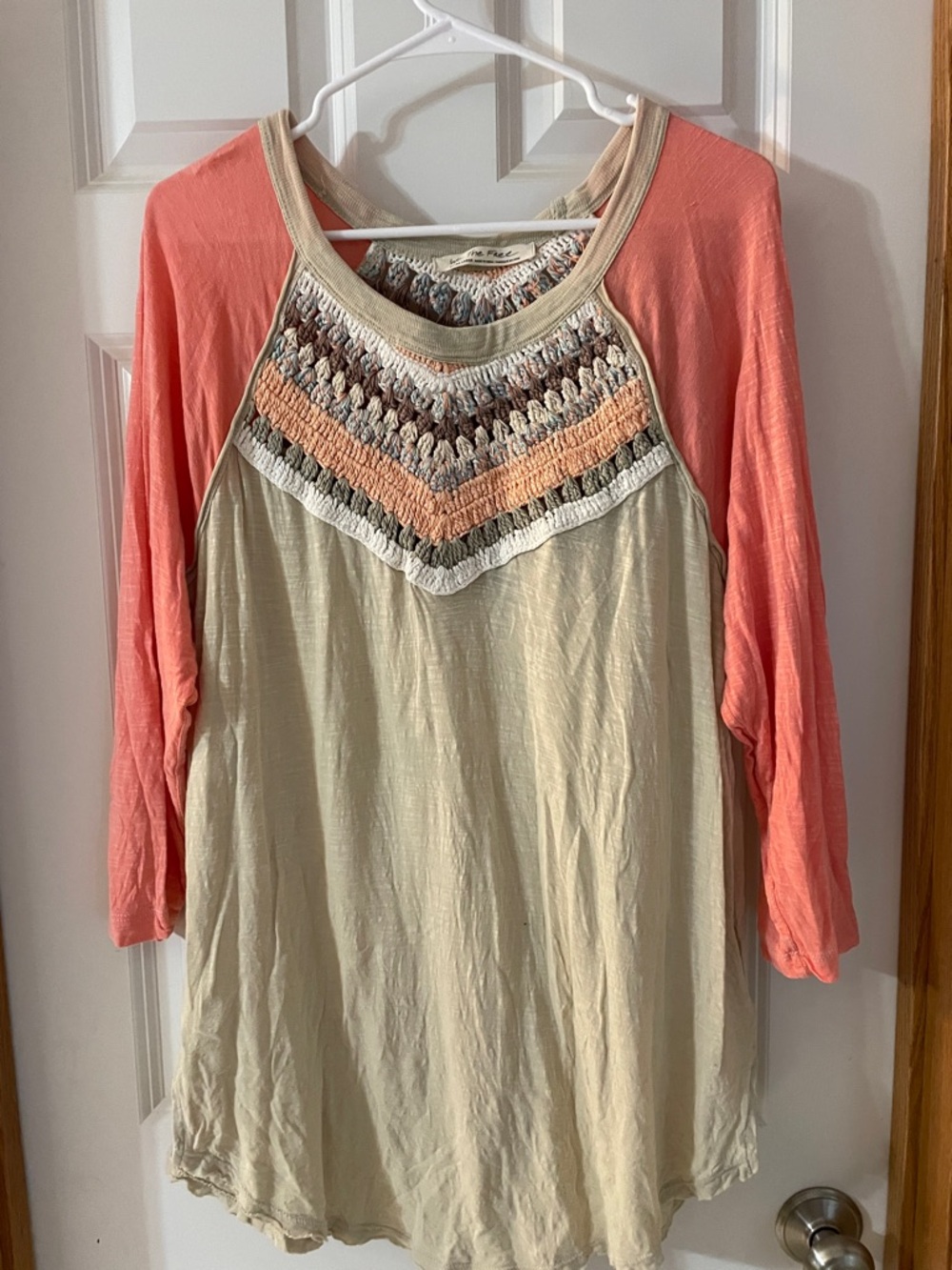 We The Free Coral Sleeve Crochet Yoke Raglan Top Size XL